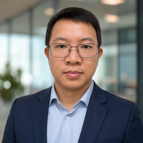 Dat Tran, Enterprise Data and AI Analytics Architect and founder of EthanCorp